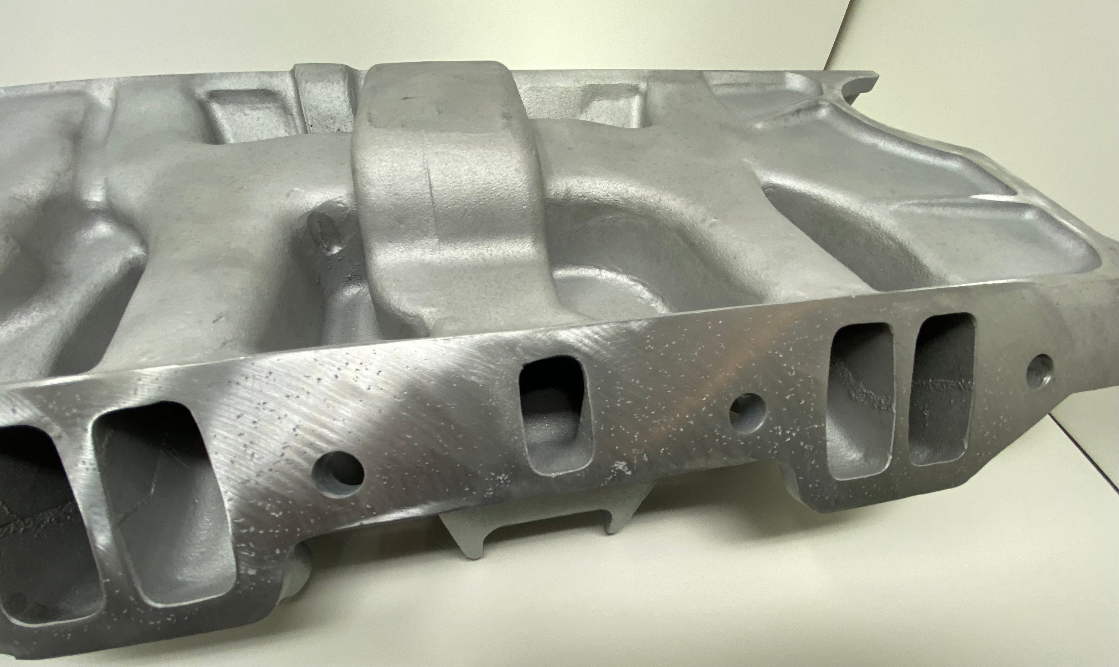 Edelbrock Small Block Mopar 3776 Performer